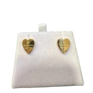Gucci Trademark Gold Heart-Shaped Earrings (GGXX020)